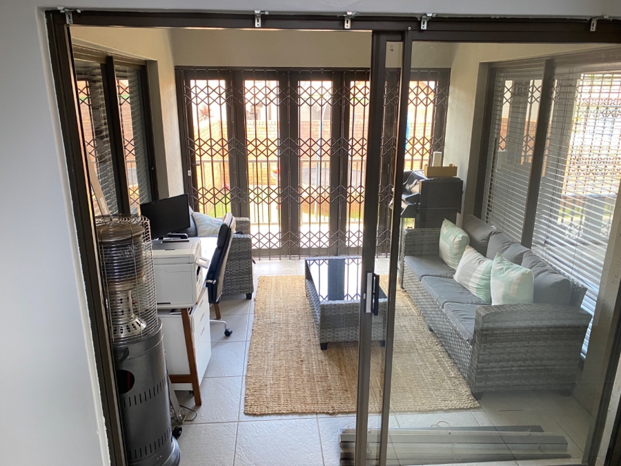 4 Bedroom Property for Sale in Fairland Gauteng