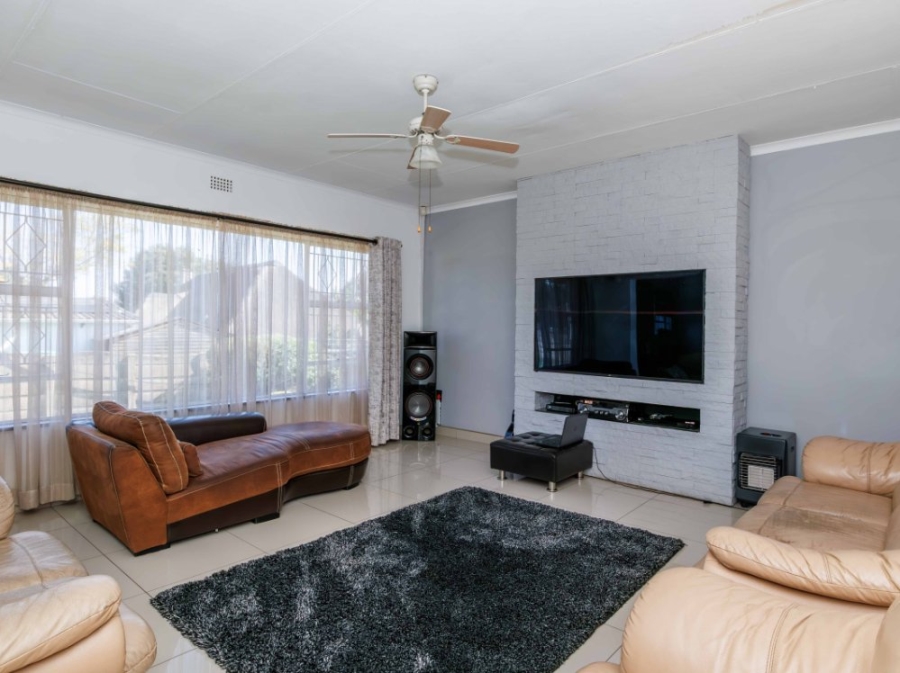 4 Bedroom Property for Sale in Croydon Gauteng