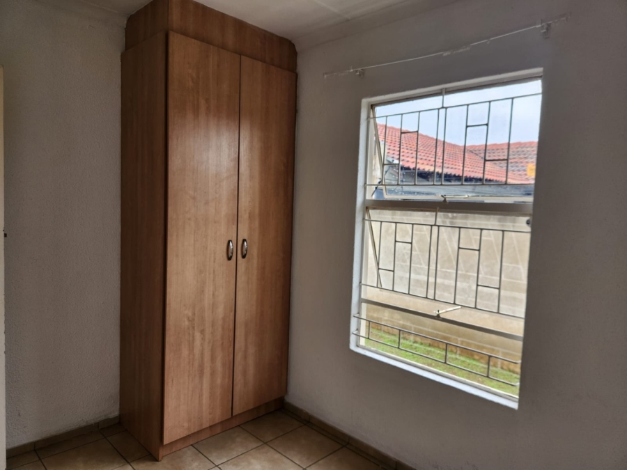 To Let 3 Bedroom Property for Rent in Alveda Gauteng