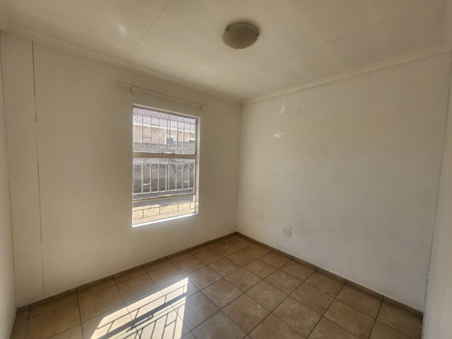 To Let 3 Bedroom Property for Rent in Alveda Gauteng