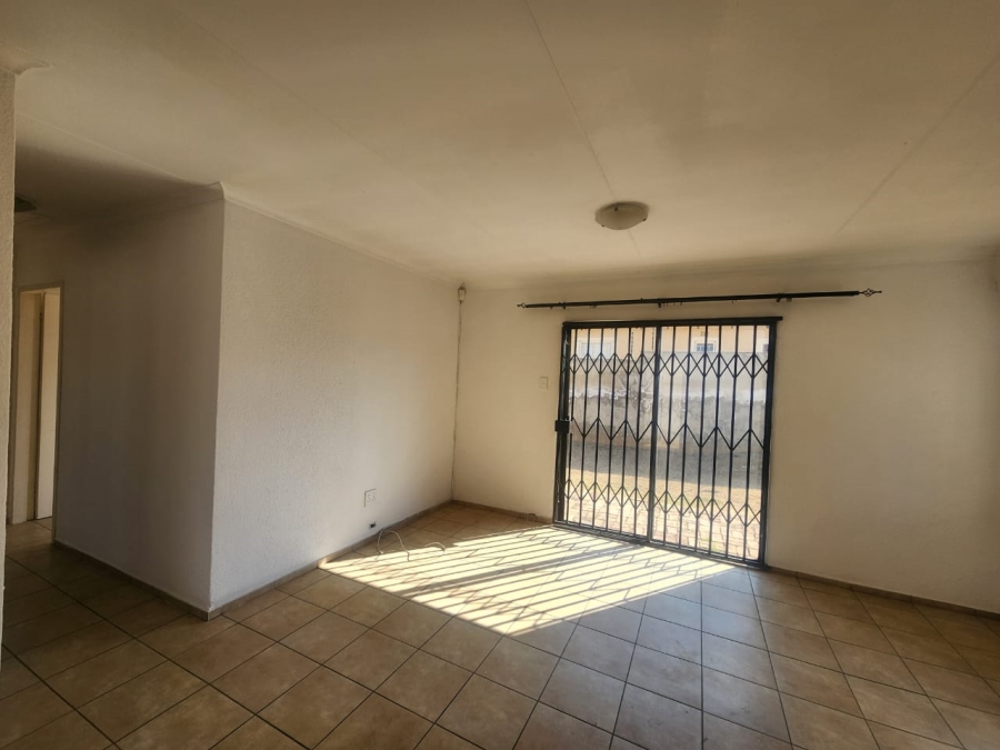 To Let 3 Bedroom Property for Rent in Alveda Gauteng
