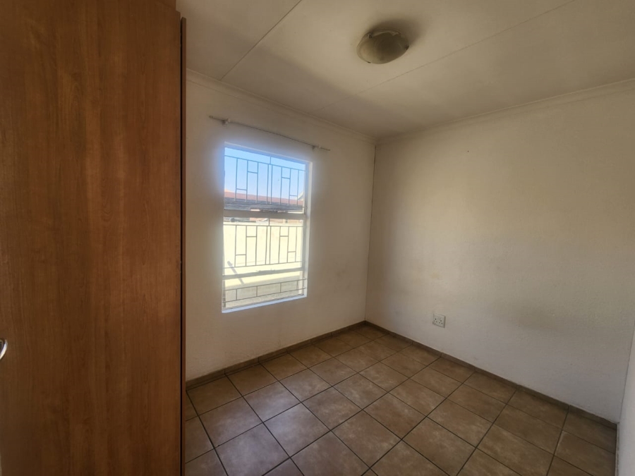 To Let 3 Bedroom Property for Rent in Alveda Gauteng