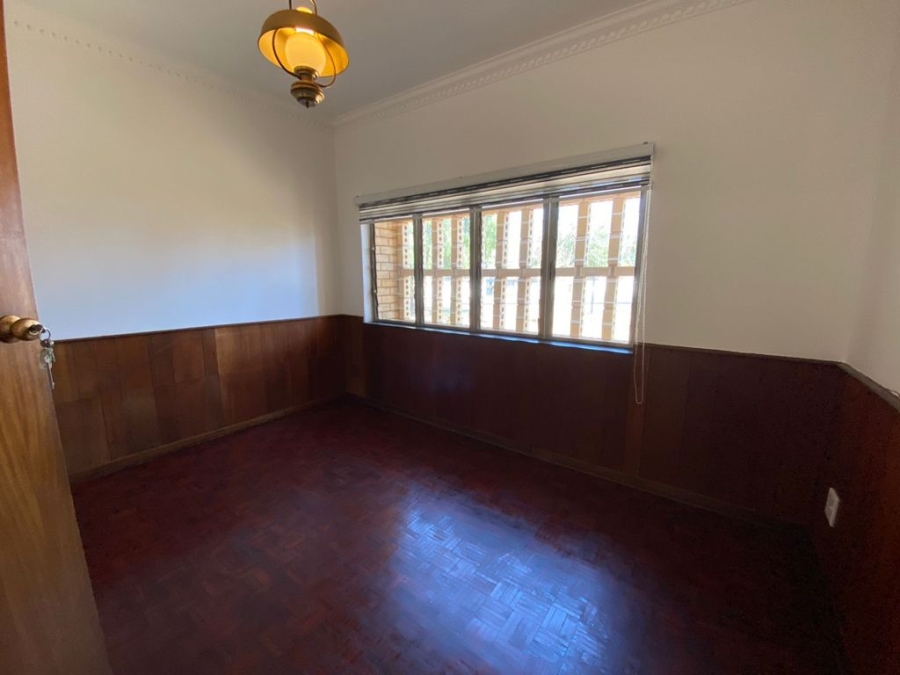 To Let 4 Bedroom Property for Rent in Waterkloof Ridge Gauteng