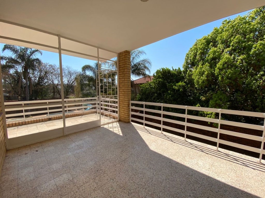 To Let 4 Bedroom Property for Rent in Waterkloof Ridge Gauteng