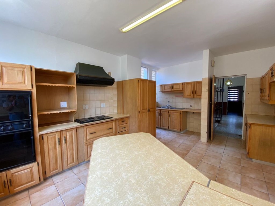 To Let 4 Bedroom Property for Rent in Waterkloof Ridge Gauteng