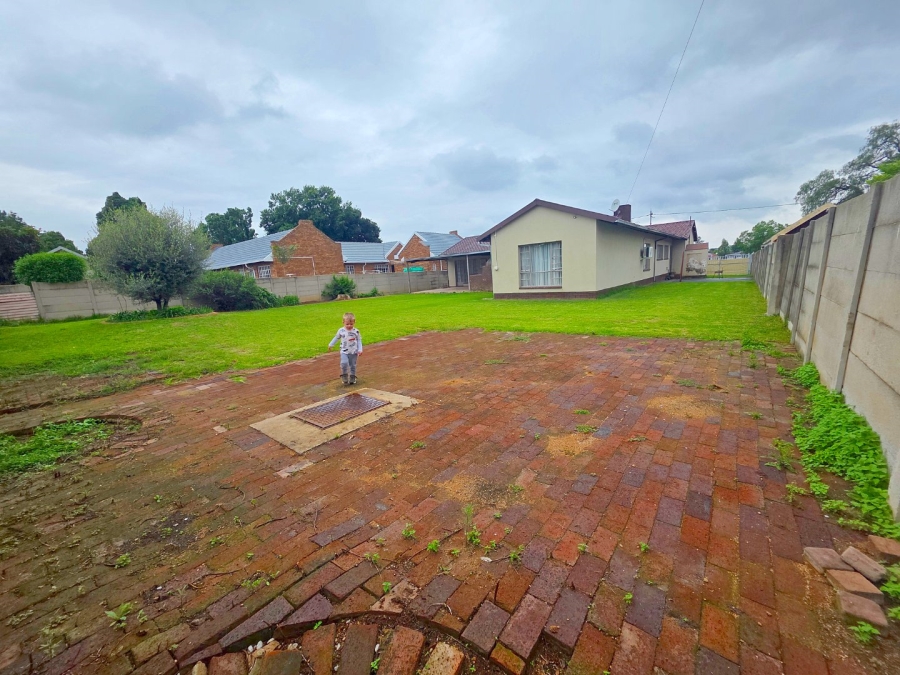 5 Bedroom Property for Sale in Ferryvale Gauteng