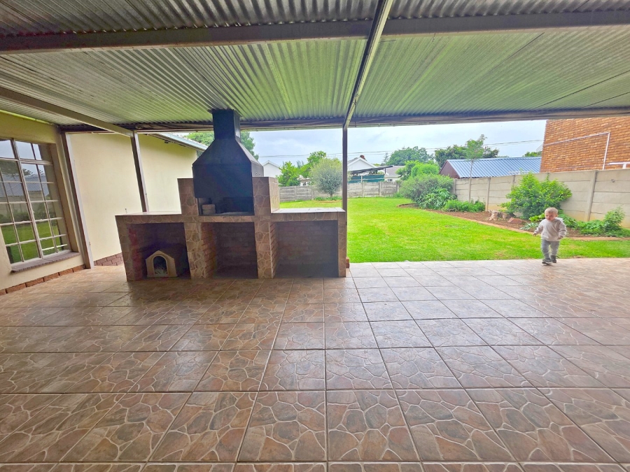 5 Bedroom Property for Sale in Ferryvale Gauteng