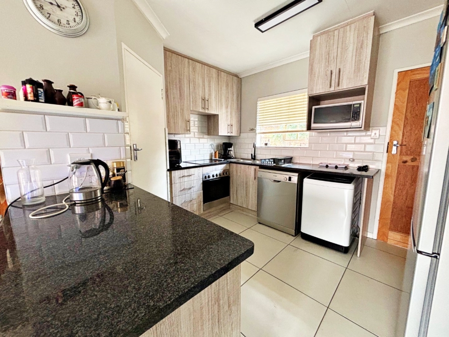 2 Bedroom Property for Sale in Amberfield Gauteng