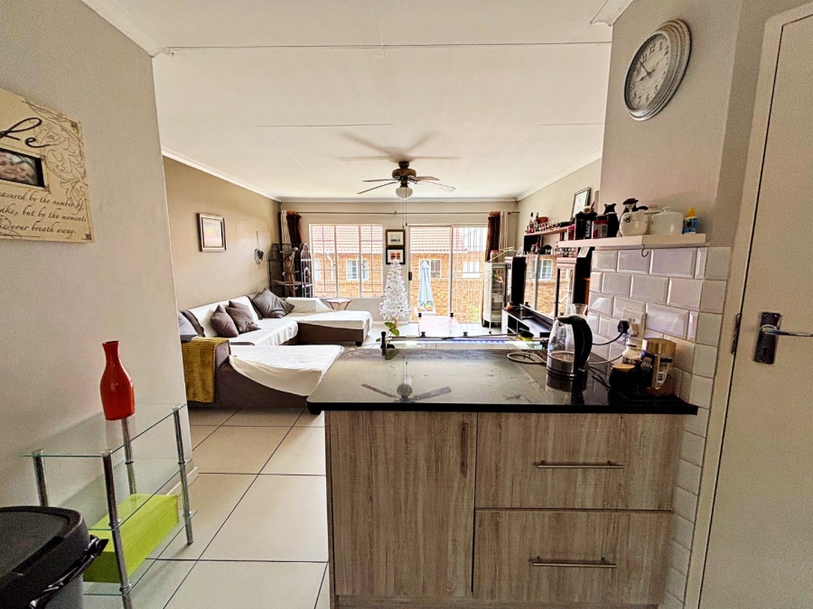 2 Bedroom Property for Sale in Amberfield Gauteng