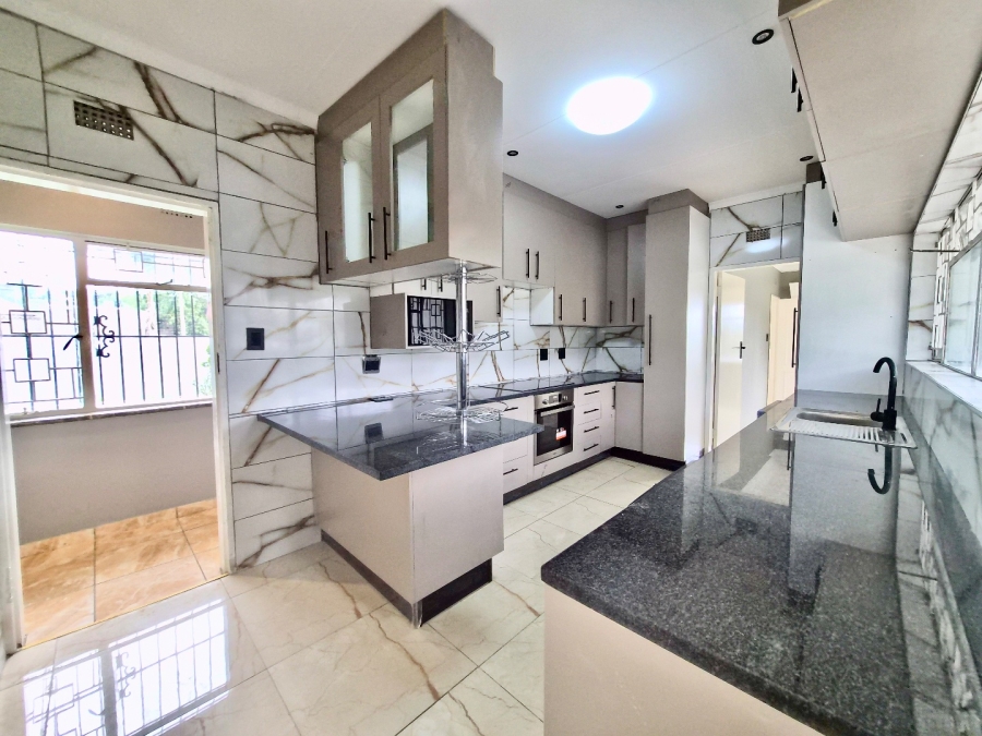 To Let 3 Bedroom Property for Rent in Illiondale Gauteng