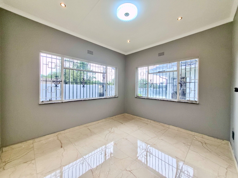 To Let 3 Bedroom Property for Rent in Illiondale Gauteng