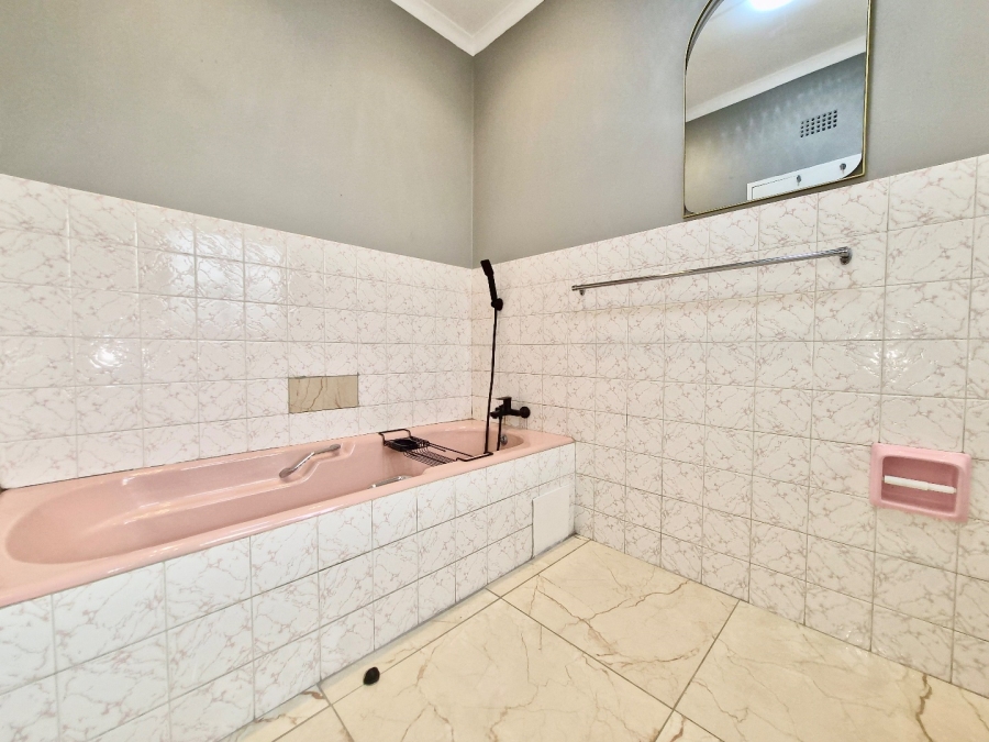 To Let 3 Bedroom Property for Rent in Illiondale Gauteng