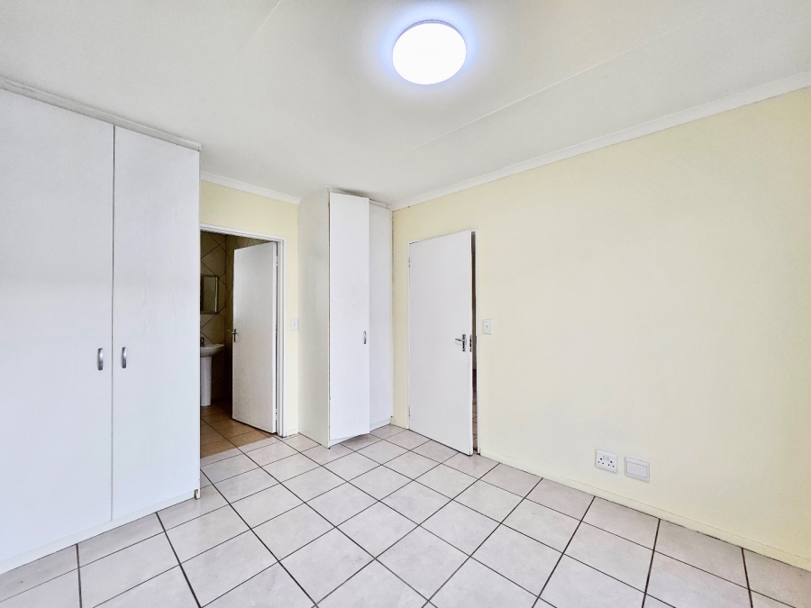 To Let 1 Bedroom Property for Rent in Esther Park Gauteng