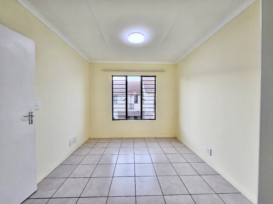 To Let 1 Bedroom Property for Rent in Esther Park Gauteng