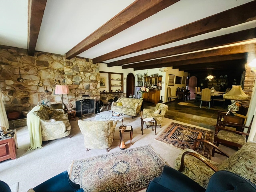 6 Bedroom Property for Sale in Kyalami Ah Gauteng