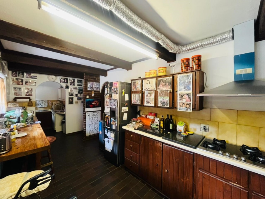 6 Bedroom Property for Sale in Kyalami Ah Gauteng