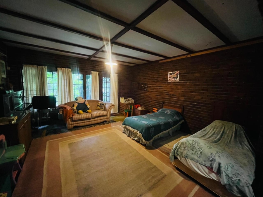 6 Bedroom Property for Sale in Kyalami Ah Gauteng