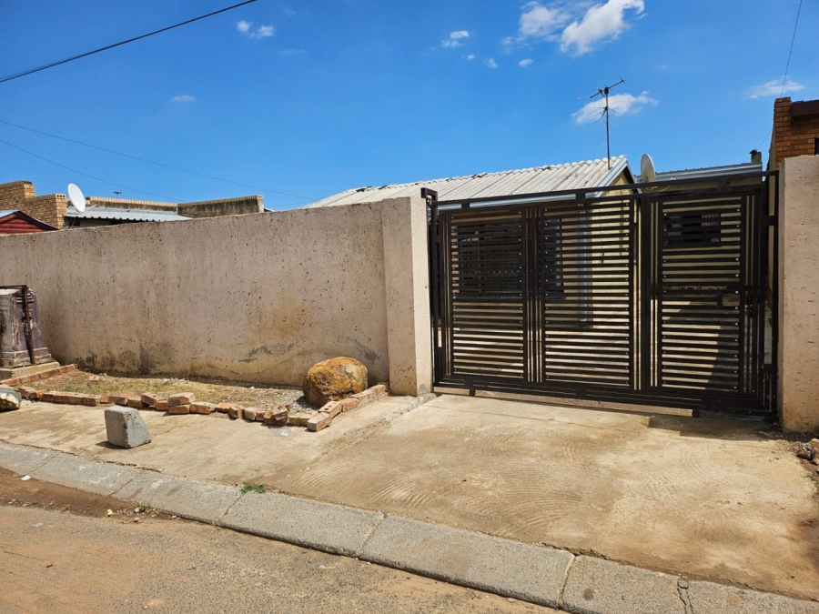 2 Bedroom Property for Sale in Jabulani Gauteng