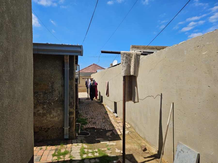 2 Bedroom Property for Sale in Jabulani Gauteng
