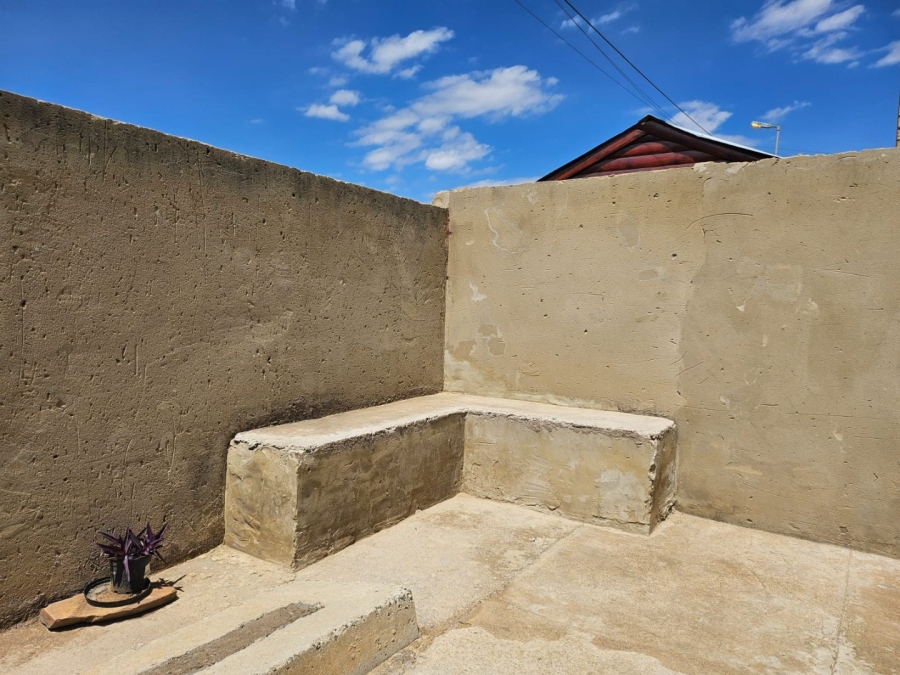 2 Bedroom Property for Sale in Jabulani Gauteng