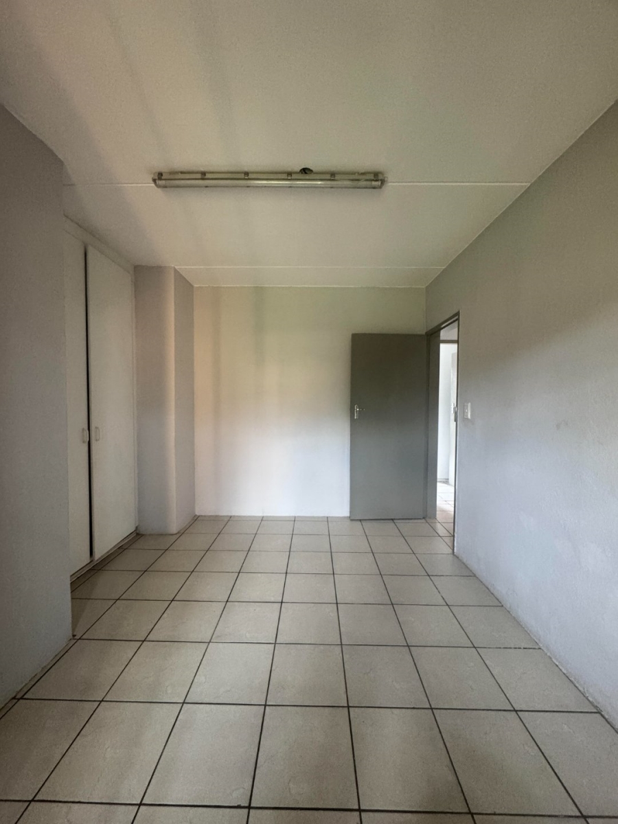 2 Bedroom Property for Sale in Noordwyk Gauteng