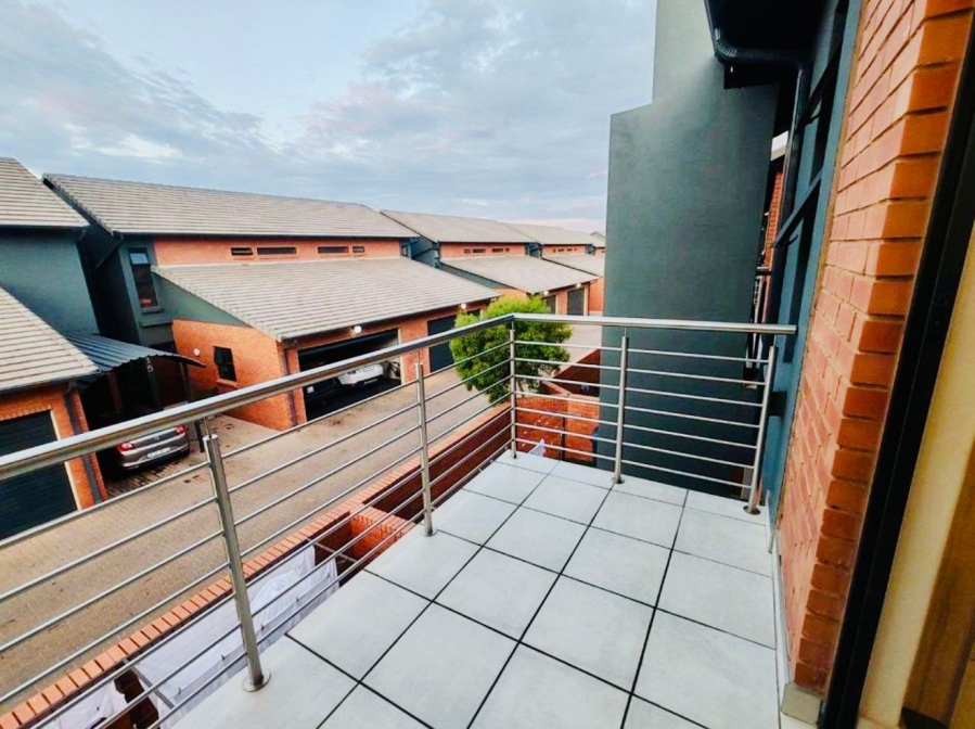 To Let 2 Bedroom Property for Rent in Montana Tuine Gauteng