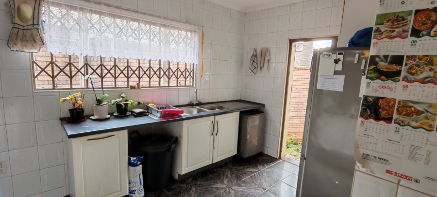 3 Bedroom Property for Sale in Rooihuiskraal Gauteng