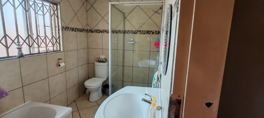 3 Bedroom Property for Sale in Rooihuiskraal Gauteng
