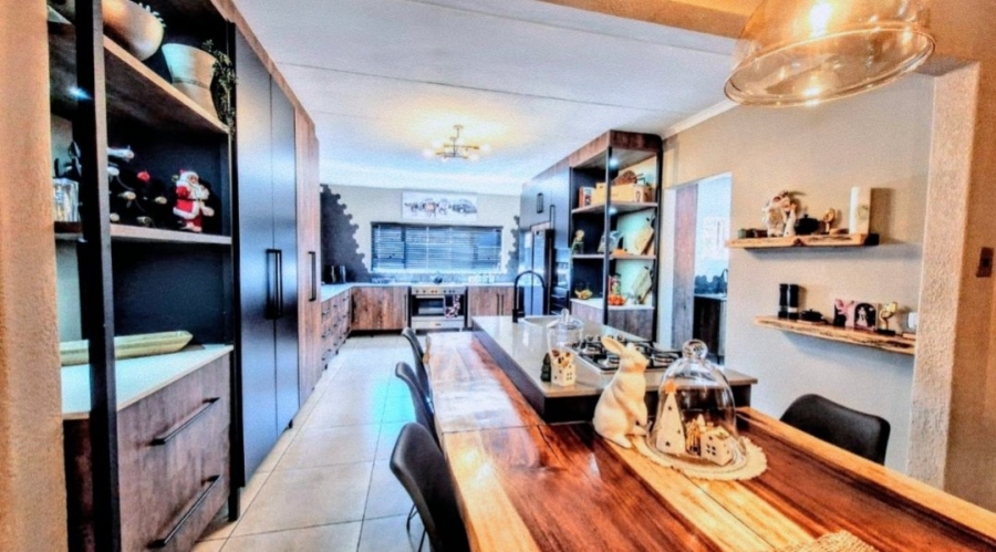 4 Bedroom Property for Sale in Edelweiss Gauteng