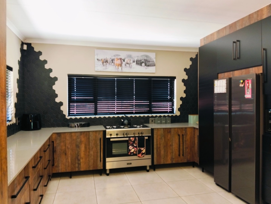 4 Bedroom Property for Sale in Edelweiss Gauteng