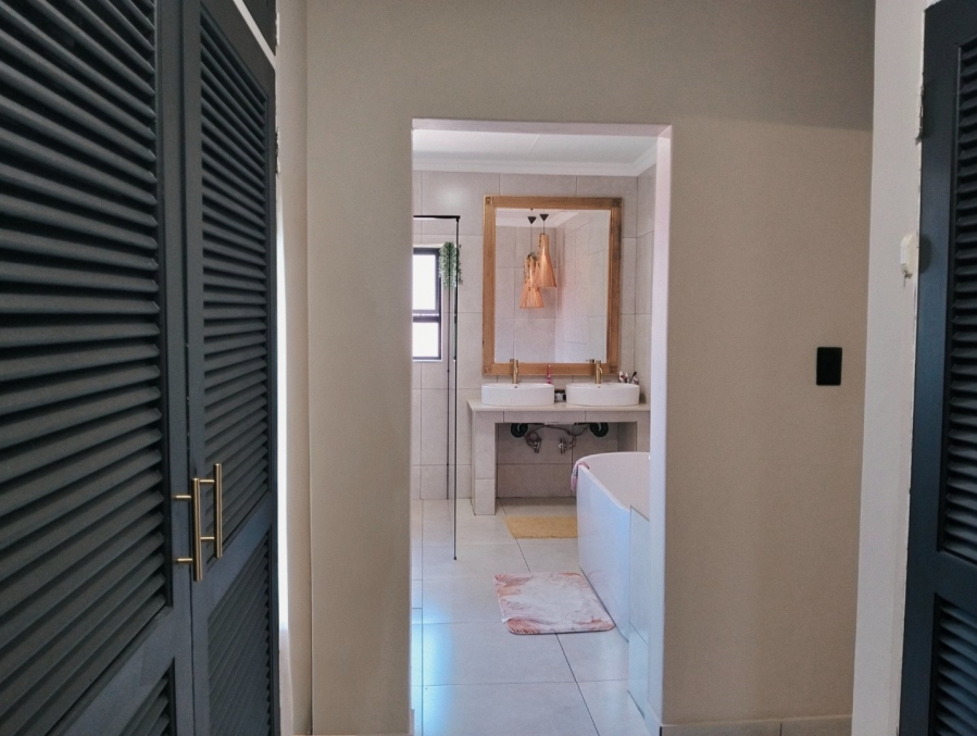 4 Bedroom Property for Sale in Edelweiss Gauteng