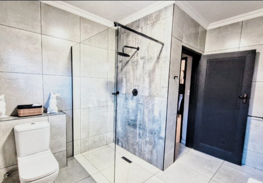 4 Bedroom Property for Sale in Edelweiss Gauteng