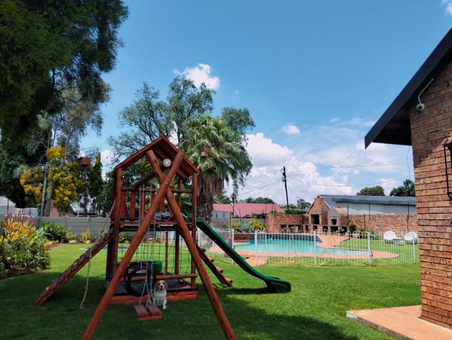 4 Bedroom Property for Sale in Edelweiss Gauteng