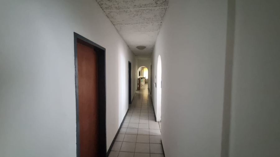 5 Bedroom Property for Sale in Villieria Gauteng