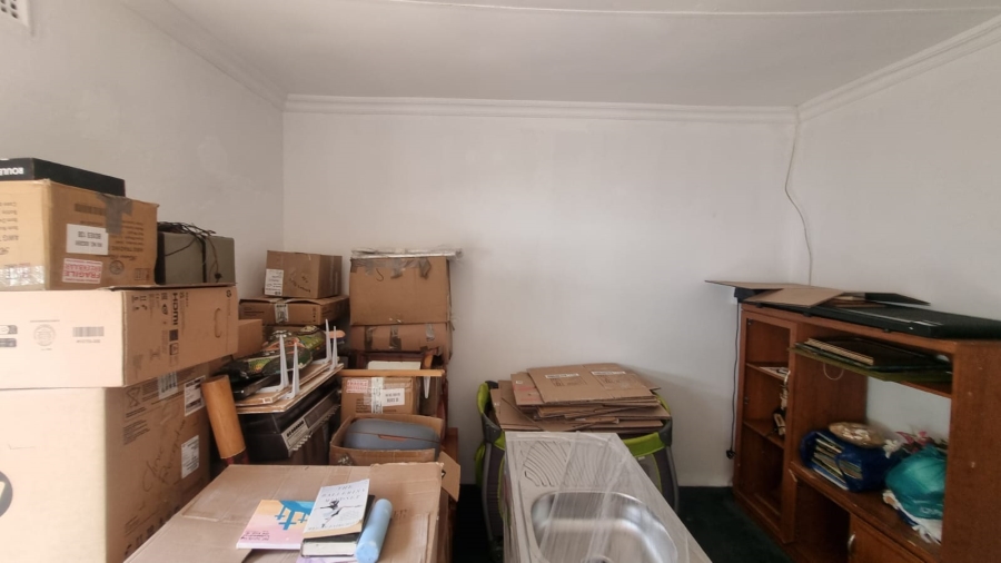 5 Bedroom Property for Sale in Villieria Gauteng