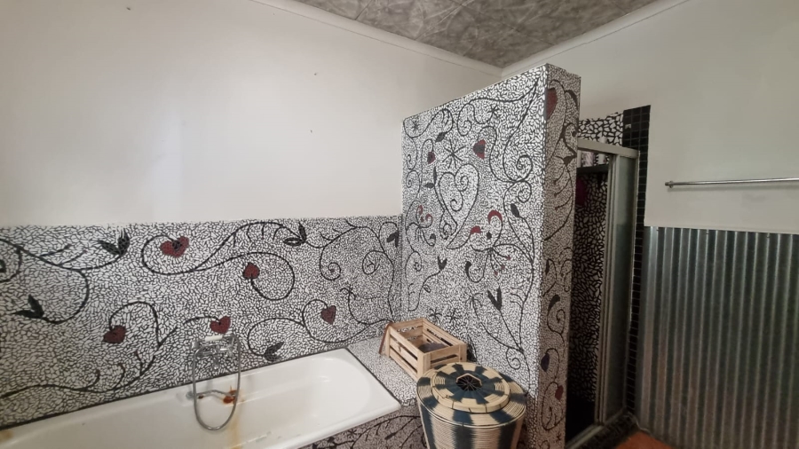 5 Bedroom Property for Sale in Villieria Gauteng