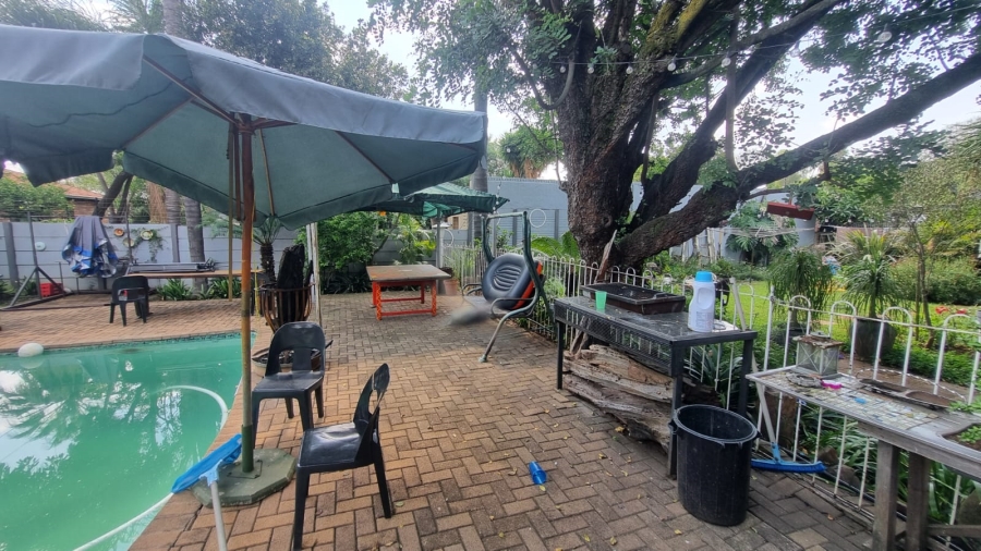 5 Bedroom Property for Sale in Villieria Gauteng