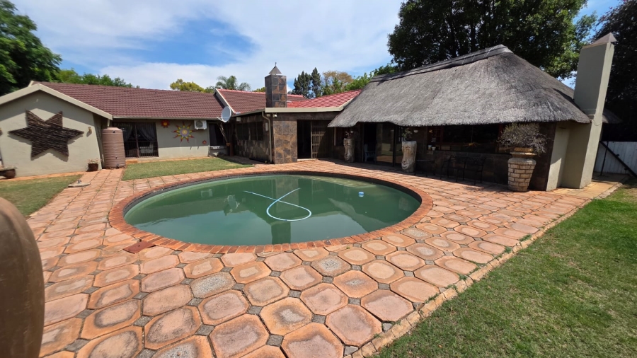 3 Bedroom Property for Sale in Doornpoort Gauteng