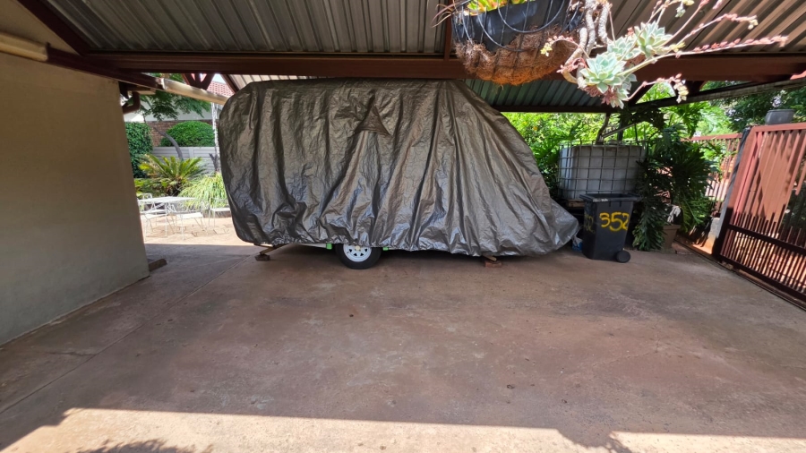 3 Bedroom Property for Sale in Doornpoort Gauteng