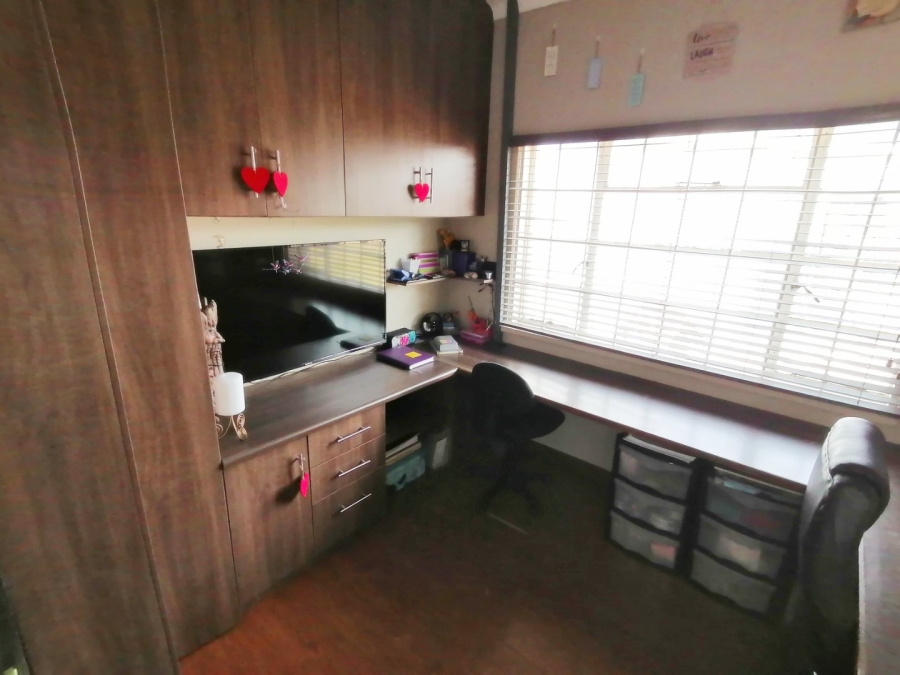 3 Bedroom Property for Sale in Hazelpark Gauteng