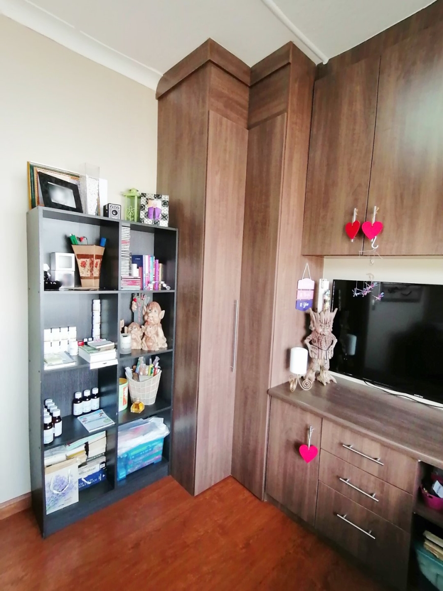 3 Bedroom Property for Sale in Hazelpark Gauteng