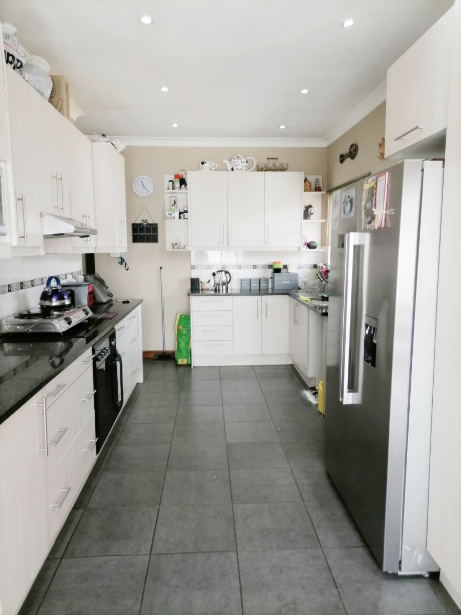 3 Bedroom Property for Sale in Hazelpark Gauteng