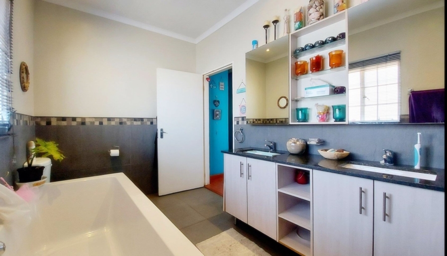 3 Bedroom Property for Sale in Hazelpark Gauteng