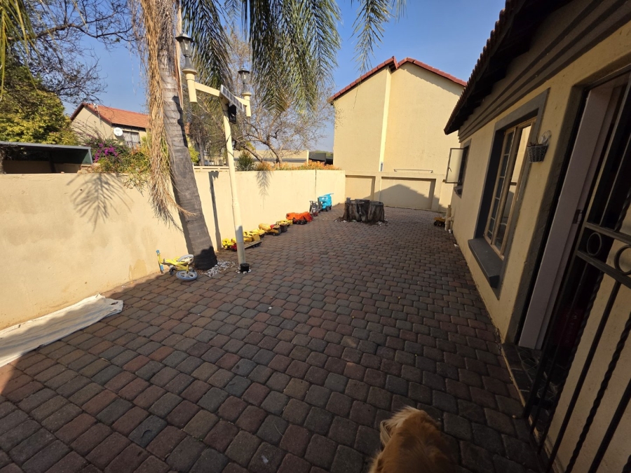 2 Bedroom Property for Sale in Annlin Gauteng