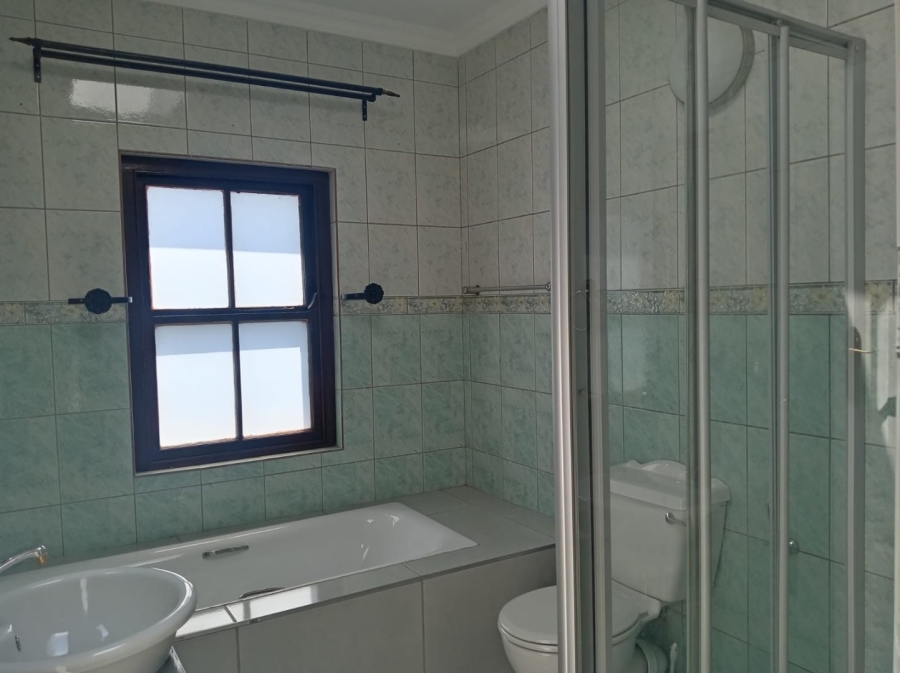 To Let 6 Bedroom Property for Rent in Kyalami Estates Gauteng