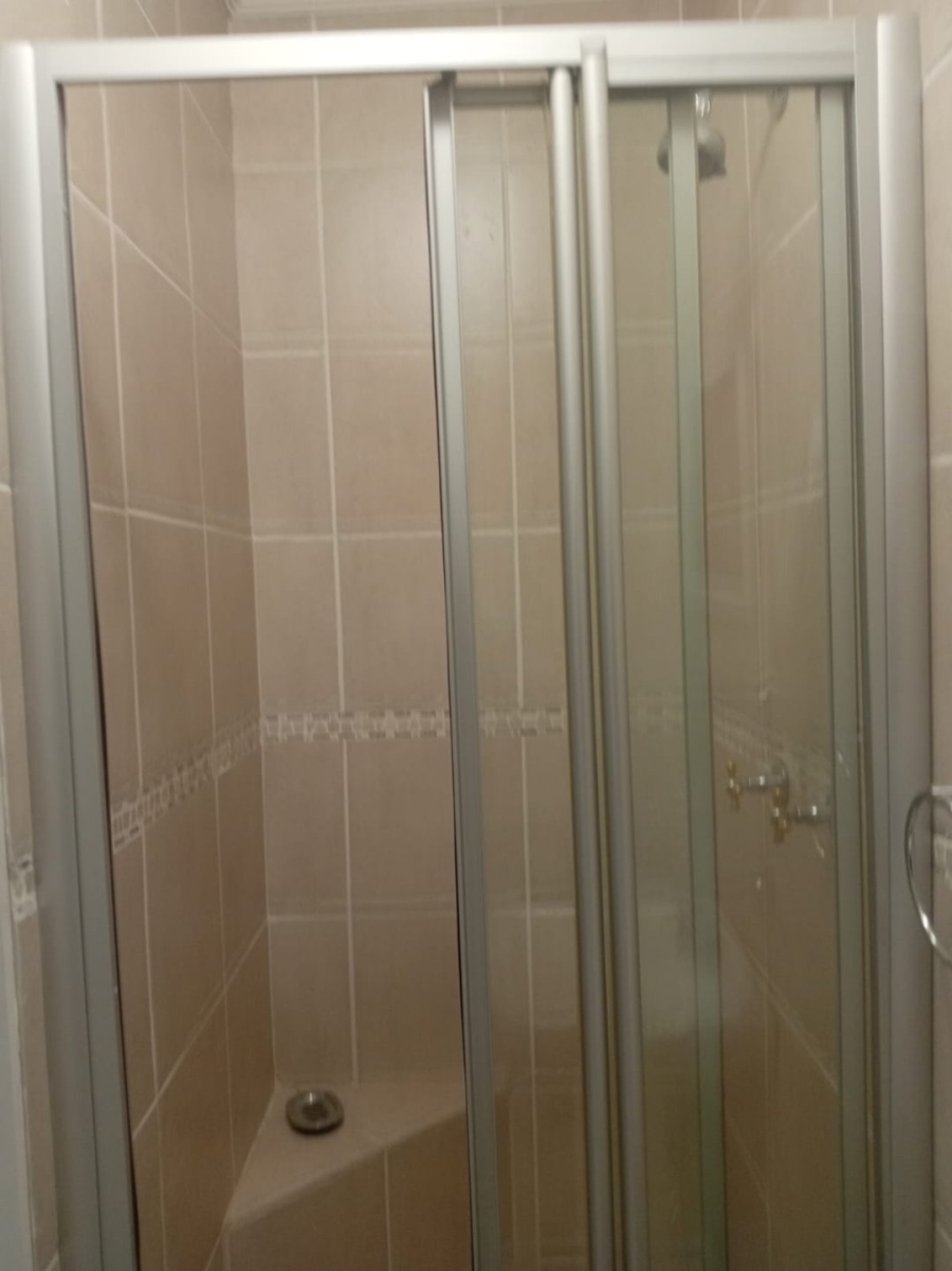 To Let 6 Bedroom Property for Rent in Kyalami Estates Gauteng