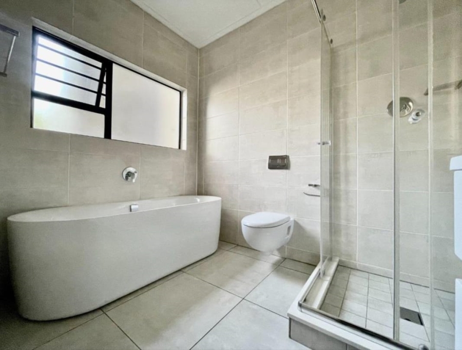 To Let 3 Bedroom Property for Rent in Waterfall Gauteng