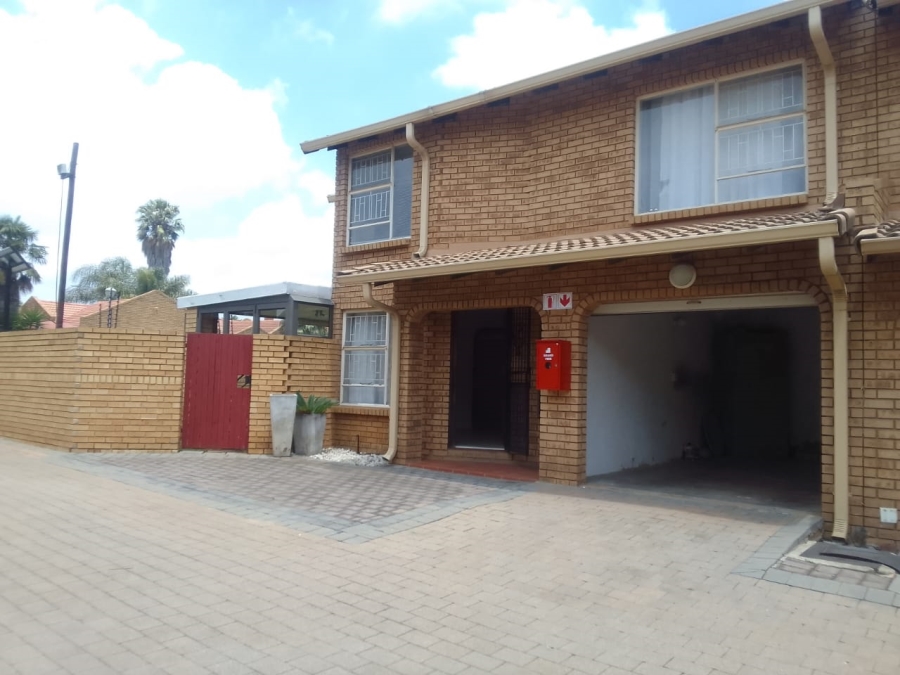 3 Bedroom Property for Sale in Rynfield Gauteng