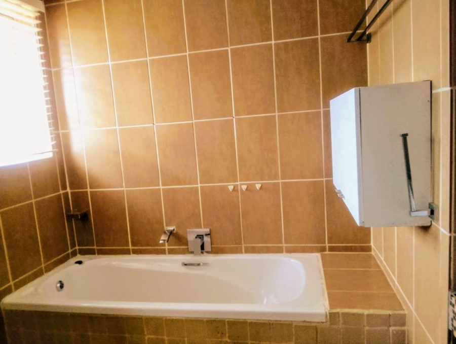 To Let 3 Bedroom Property for Rent in Rynfield Gauteng