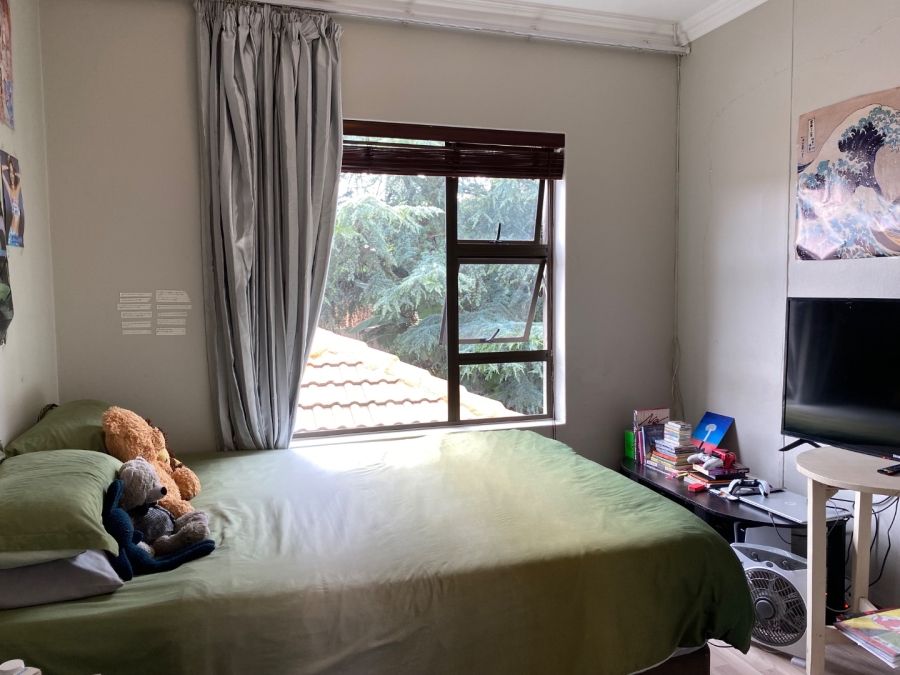 3 Bedroom Property for Sale in Fairland Gauteng